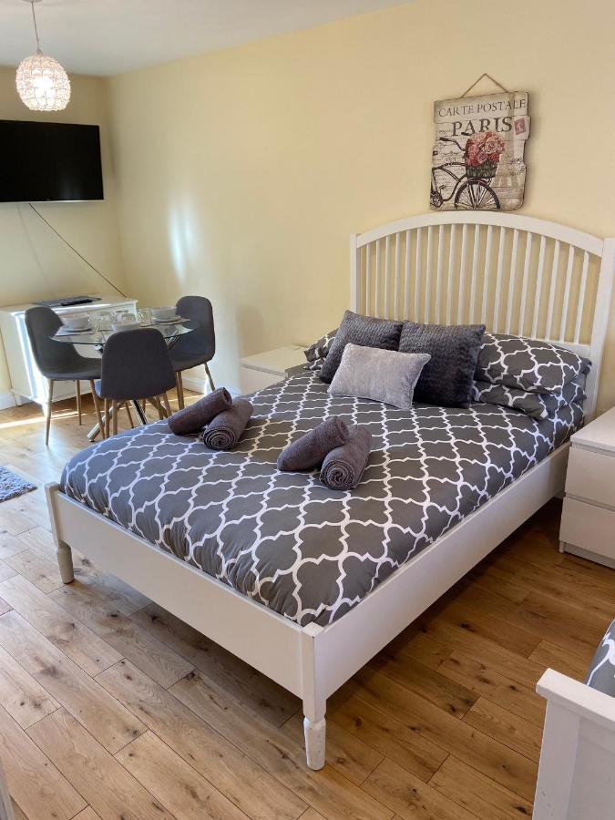 The Ashton Gate Mews 호텔 브리스틀 외부 사진