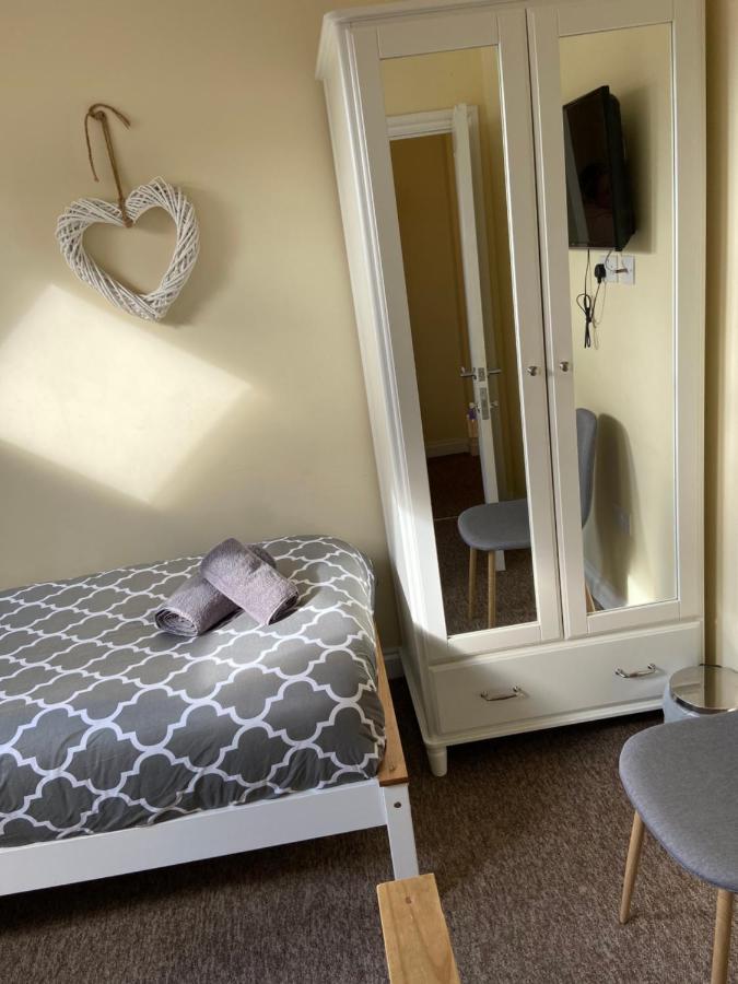 The Ashton Gate Mews 호텔 브리스틀 외부 사진