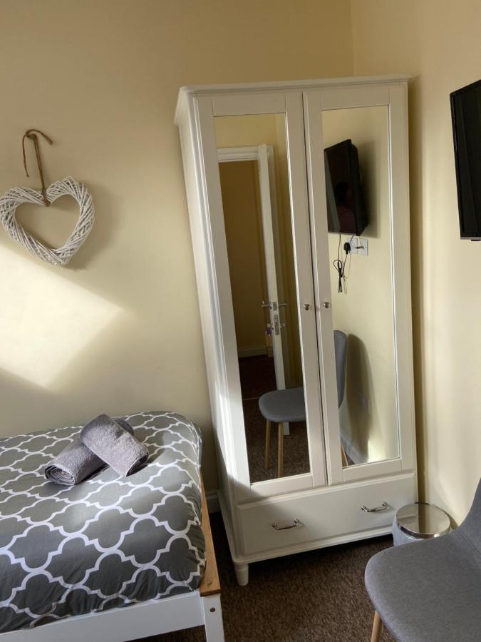 The Ashton Gate Mews 호텔 브리스틀 외부 사진